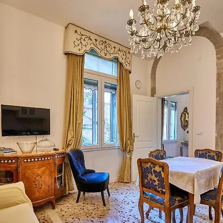 Lägenhet Venezianischer Palazzo Mit Kostenlosen Wlan Naehe Markusplatz *